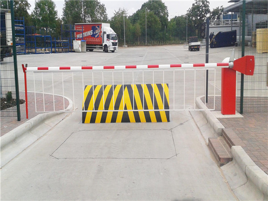 High Speed Roadway Safety A3 Stainless Steel PLC control GPS Hydraulic Vehicle road Blocker