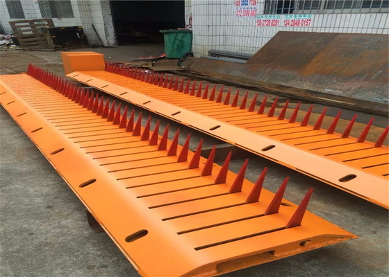6 Meter long electric power high speed electromechanical road spikes 40 Tons load capacity
